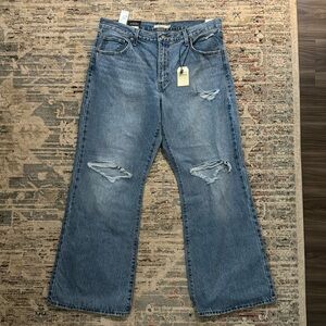 Levi’s Baggy Bootcut